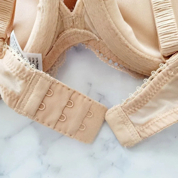 Wacoal Lingerie Vision Padded Push Up Underwire Lace 112003 Nude Pinup Bra 32D - Picture 5 of 8